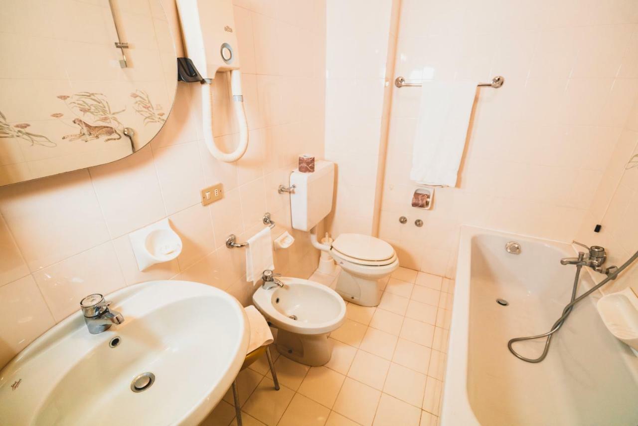 Grand Hotel Milano Chianciano Terme Esterno foto