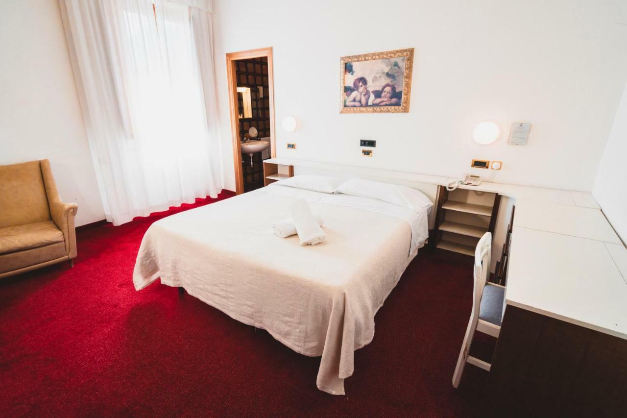 Grand Hotel Milano Chianciano Terme Esterno foto