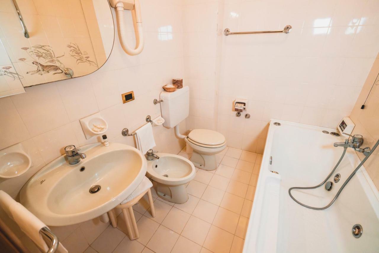 Grand Hotel Milano Chianciano Terme Esterno foto