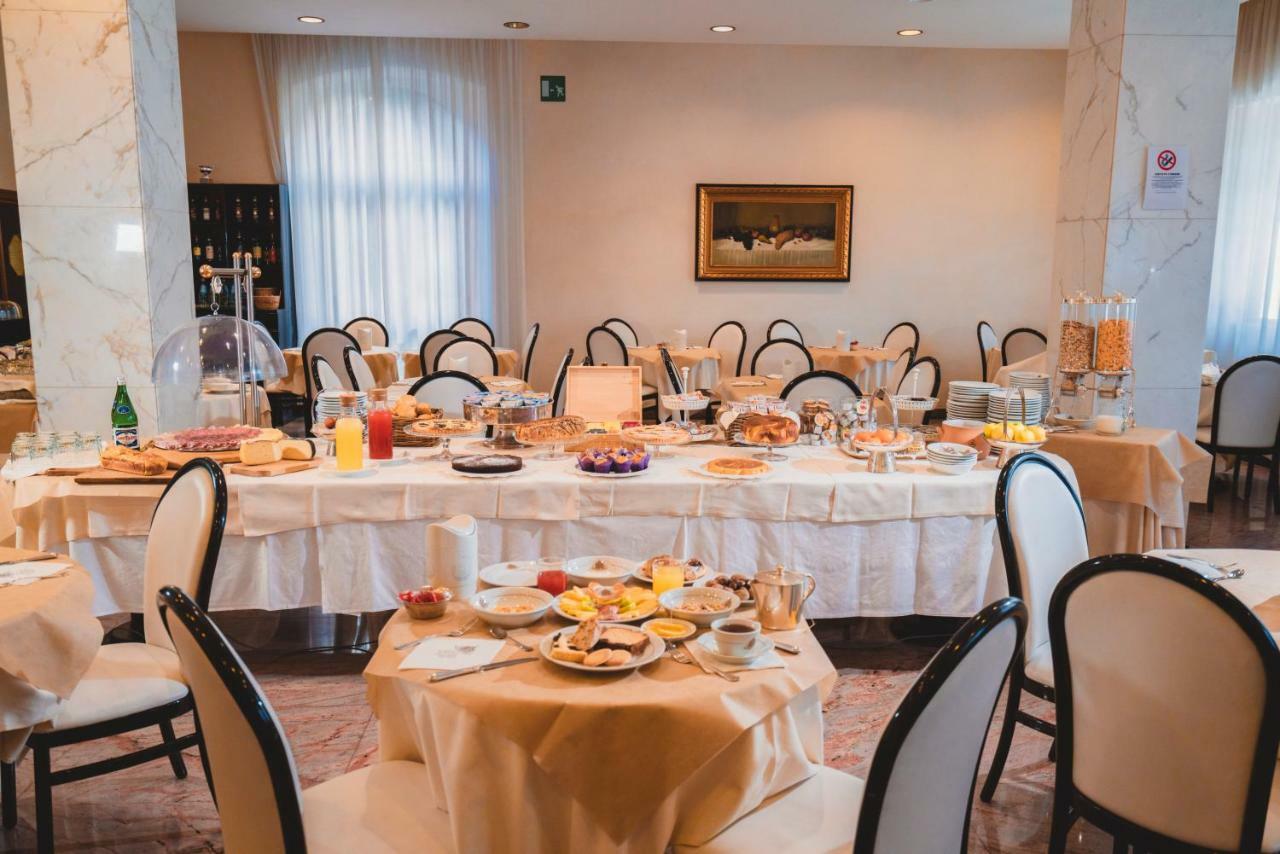 Grand Hotel Milano Chianciano Terme Esterno foto