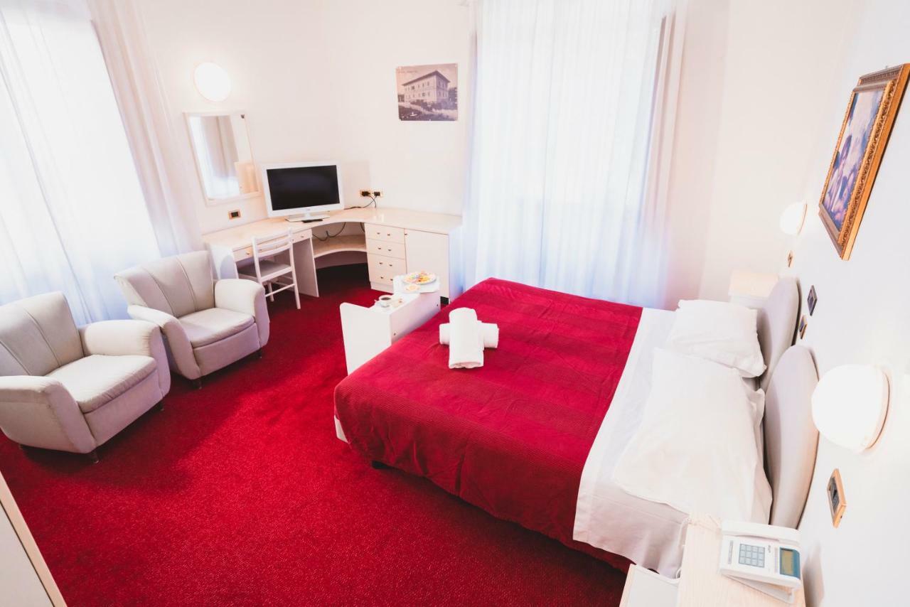Grand Hotel Milano Chianciano Terme Esterno foto